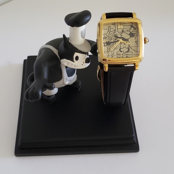 Disney Other - Limited Collector's Item Watch - Willie SteamBoat